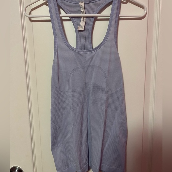 Periwinkle Lululemon tank - Picture 1 of 5